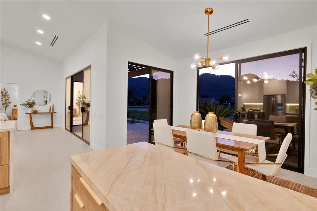 78136 Calle Norte