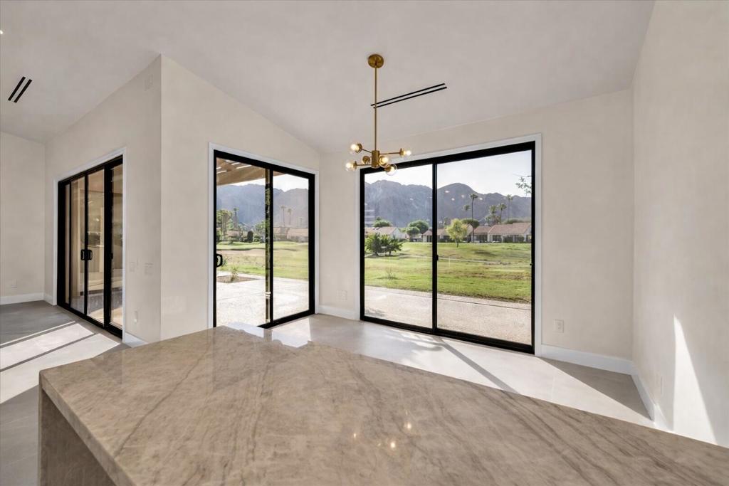 78136 Calle Norte
