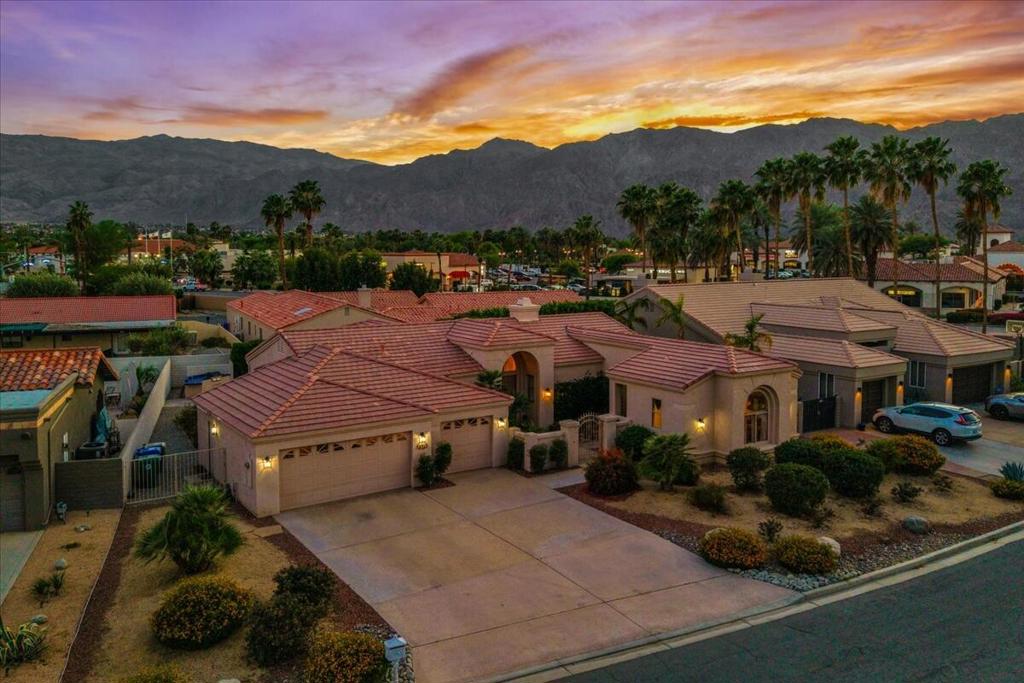 50915 Paloma Court