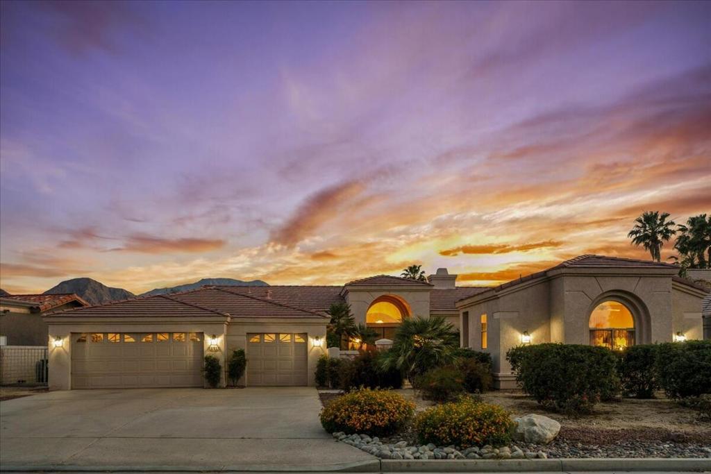 50915 Paloma Court