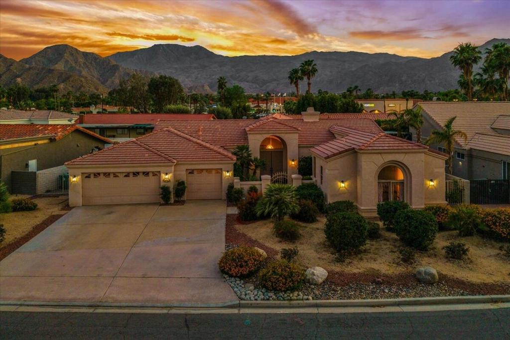 50915 Paloma Court