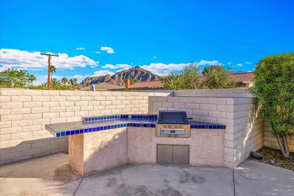50915 Paloma Court