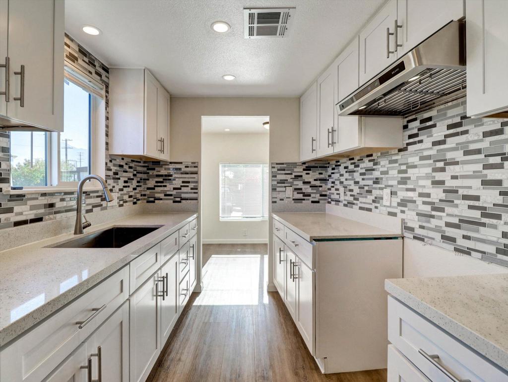 15687 Palm Drive 73