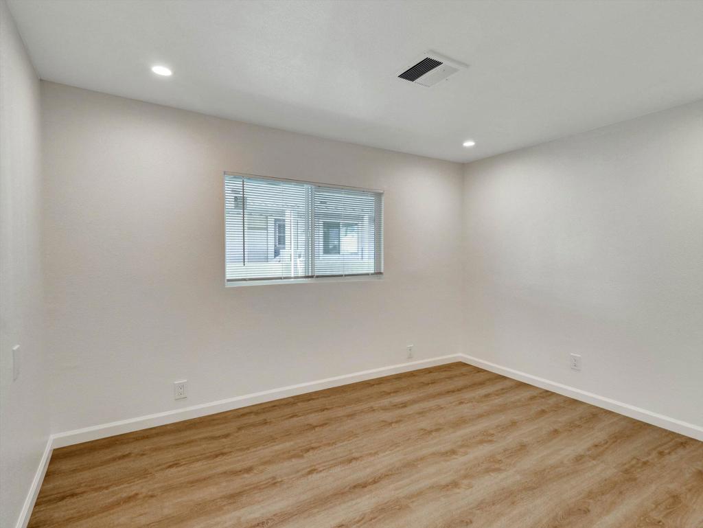 15687 Palm Drive 73
