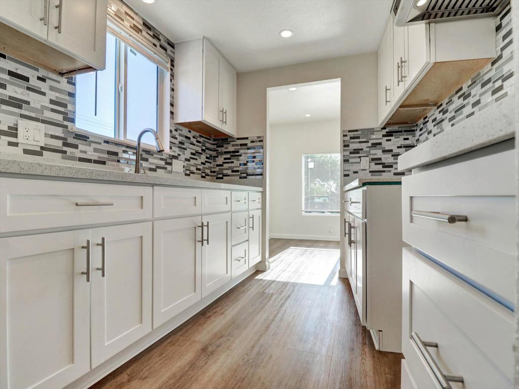 15687 Palm Drive 73