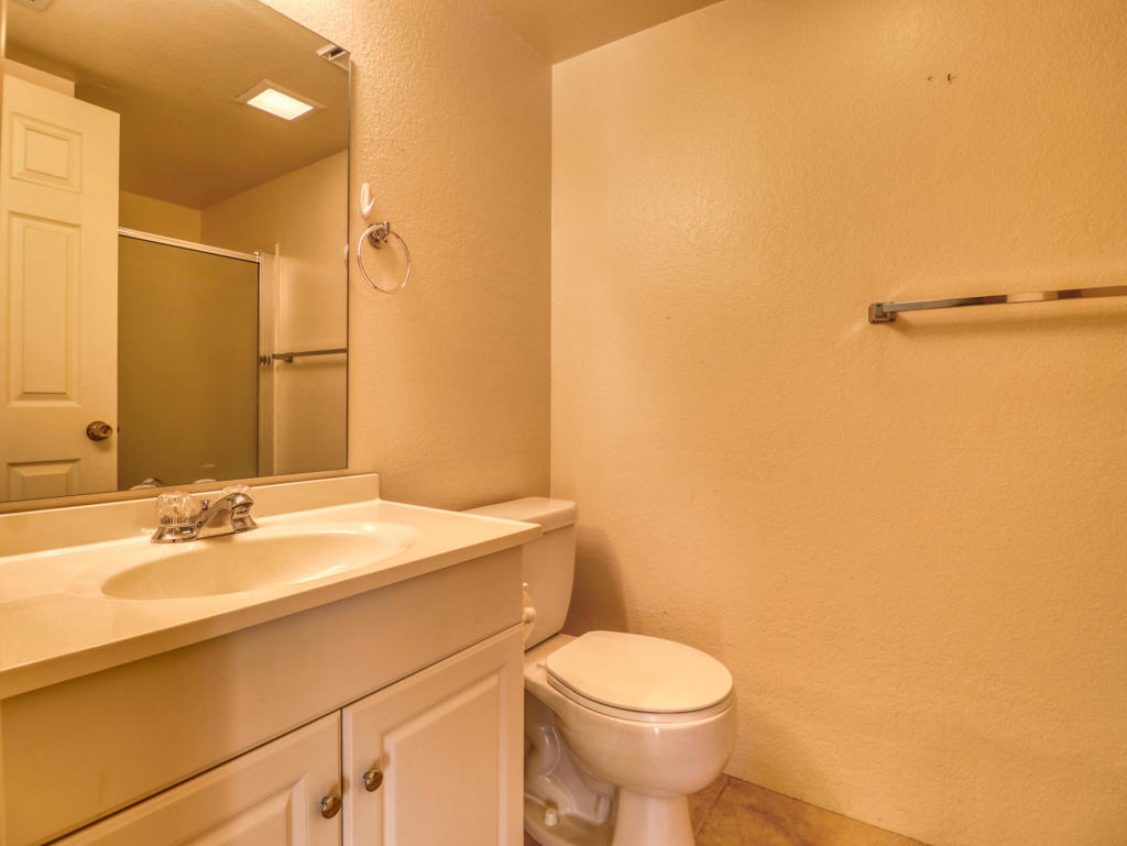 32505 Candlewood Drive 18