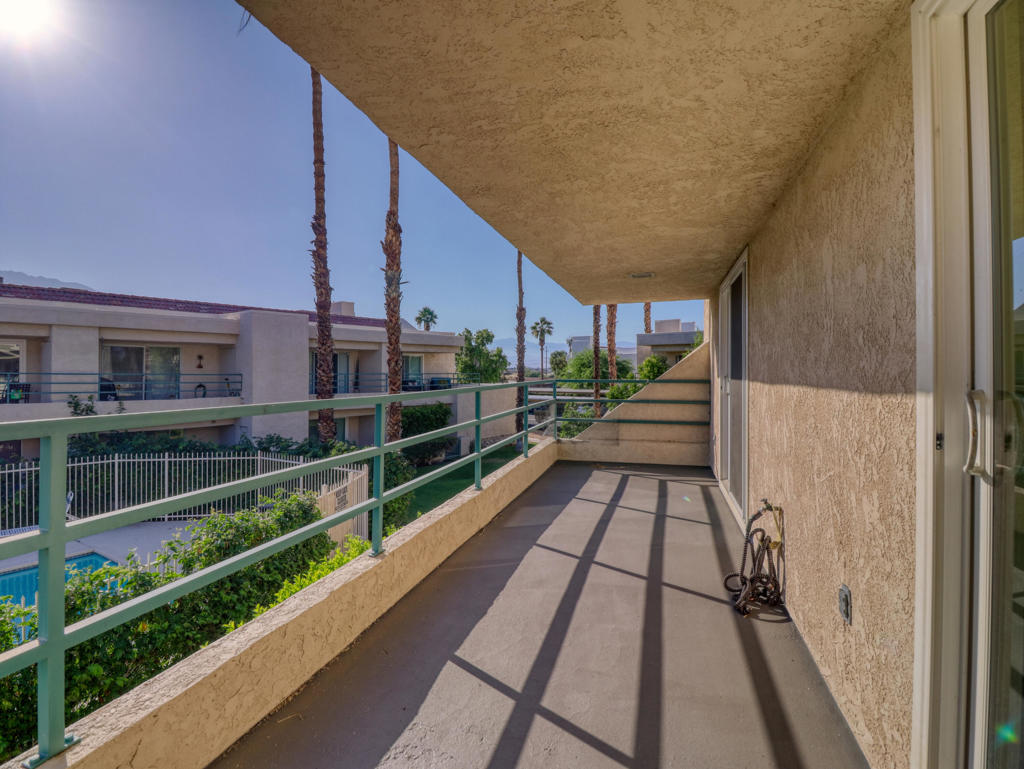 32505 Candlewood Drive 18