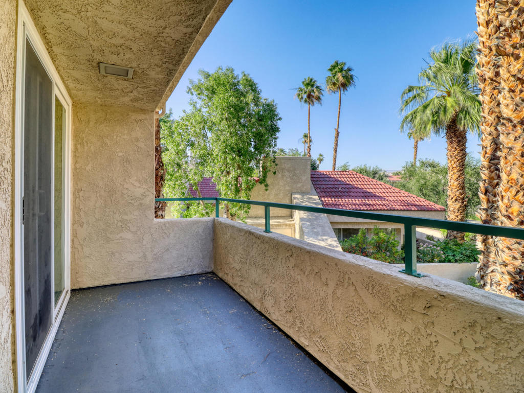 32505 Candlewood Drive 18