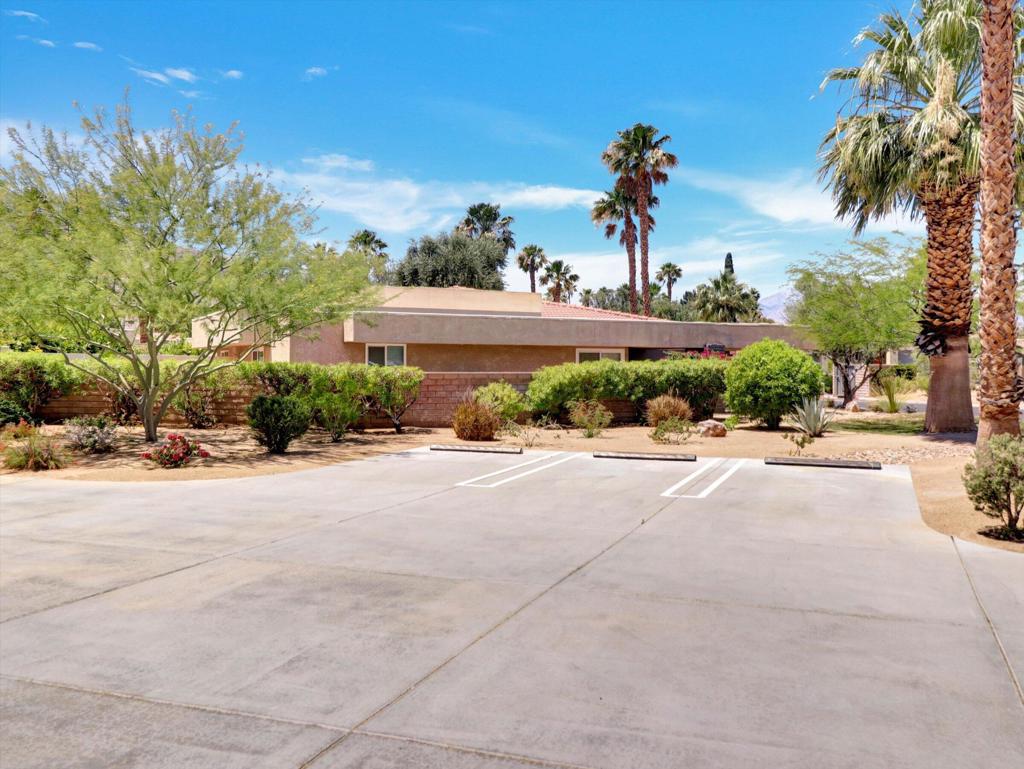 1455 Sunflower Circle S