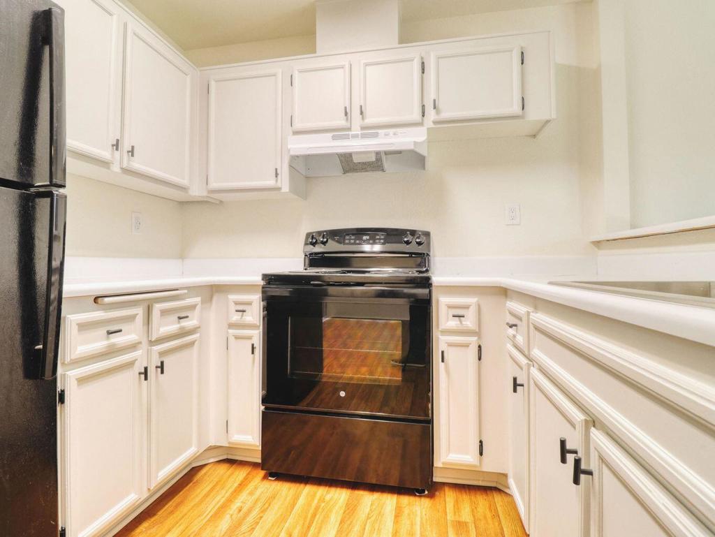 291 E Mel Avenue 342