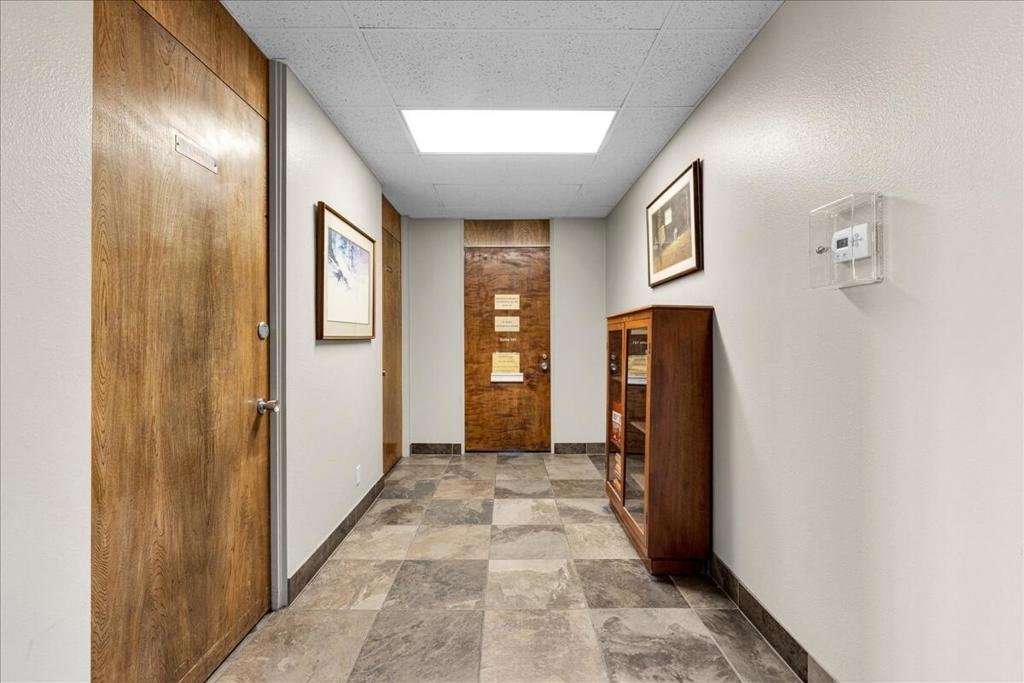 74090 El Paseo 101