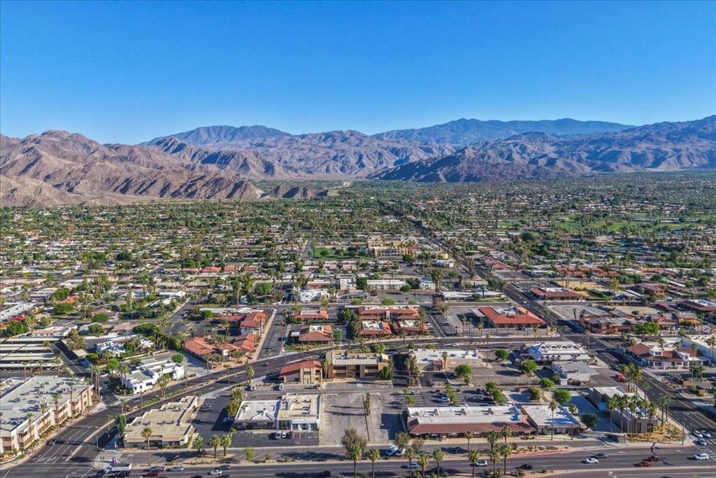 74090 El Paseo 101