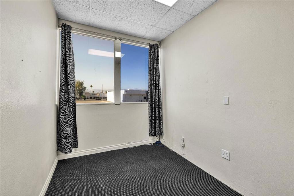 74090 El Paseo 101