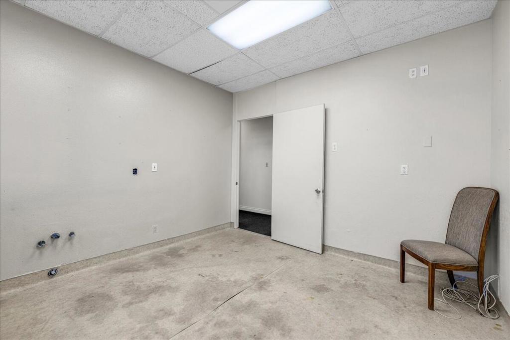 74090 El Paseo 101
