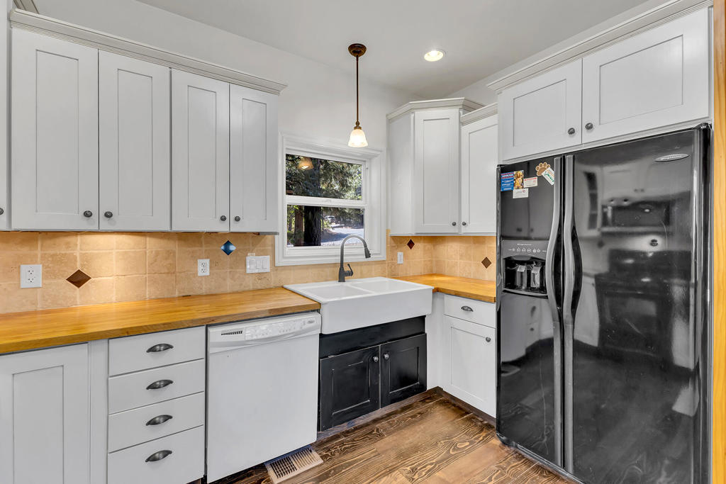 53590 Marian View Drive