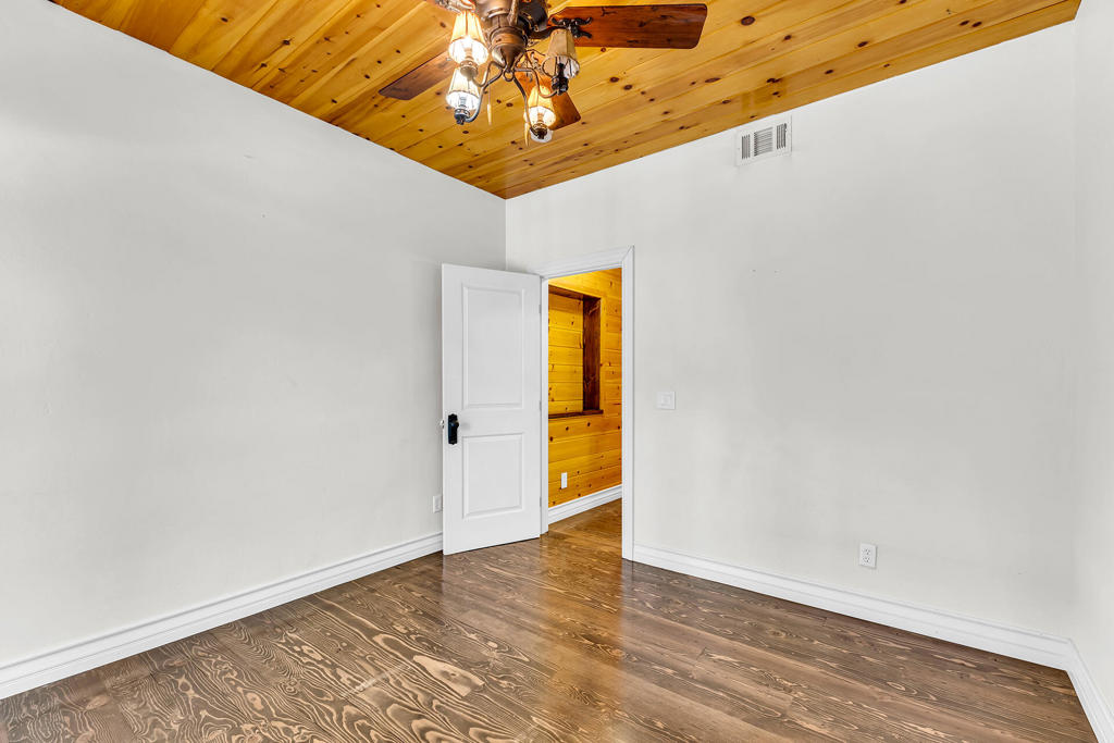 53590 Marian View Drive