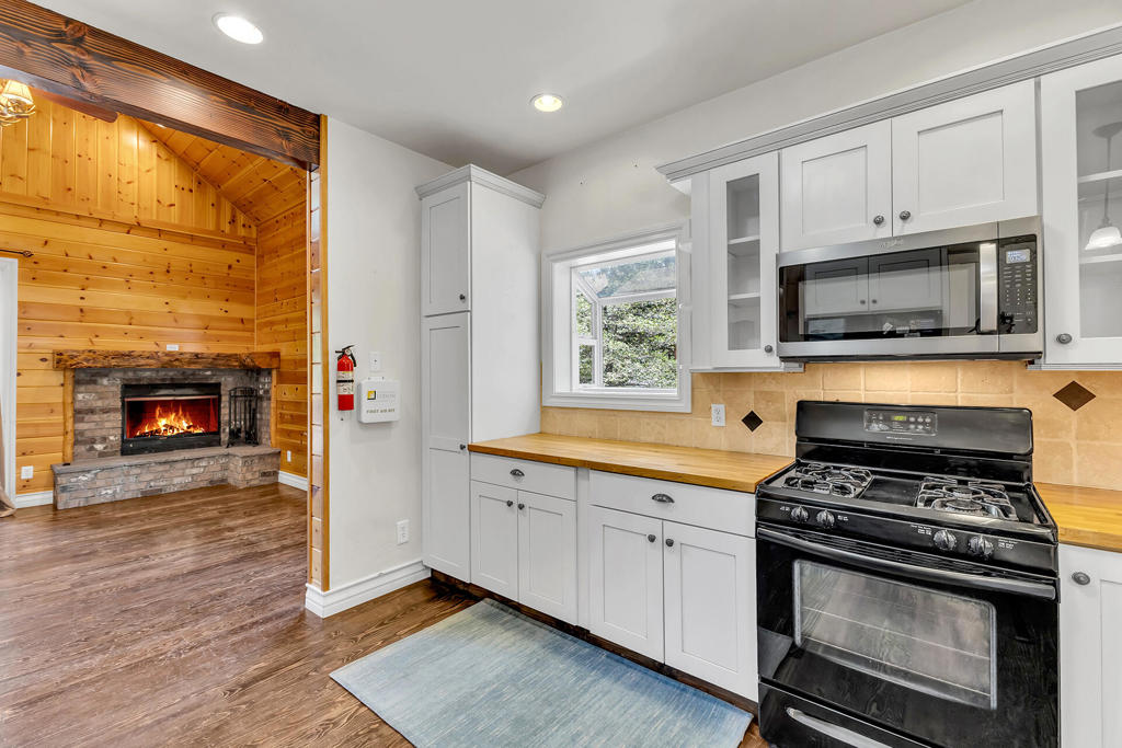 53590 Marian View Drive
