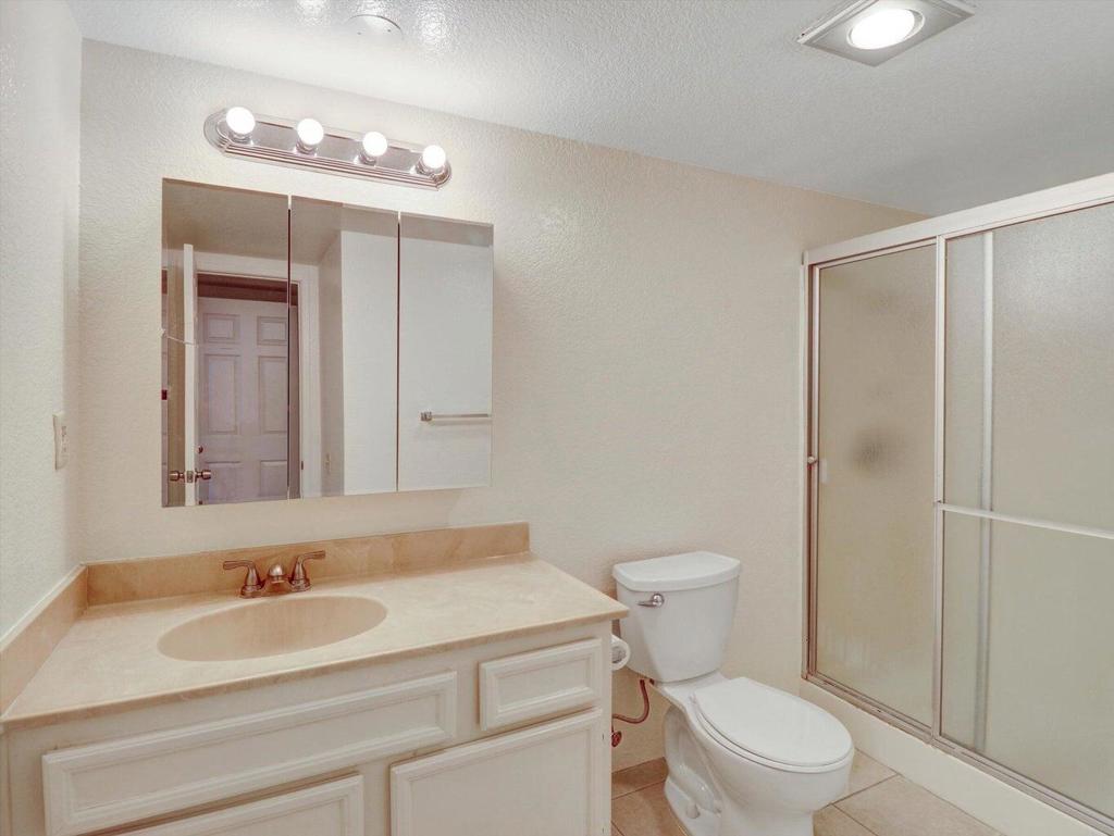 291 E Mel Avenue 272