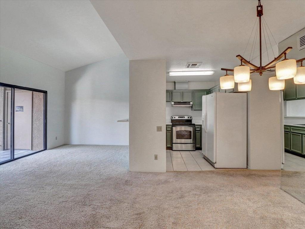 291 E Mel Avenue 272