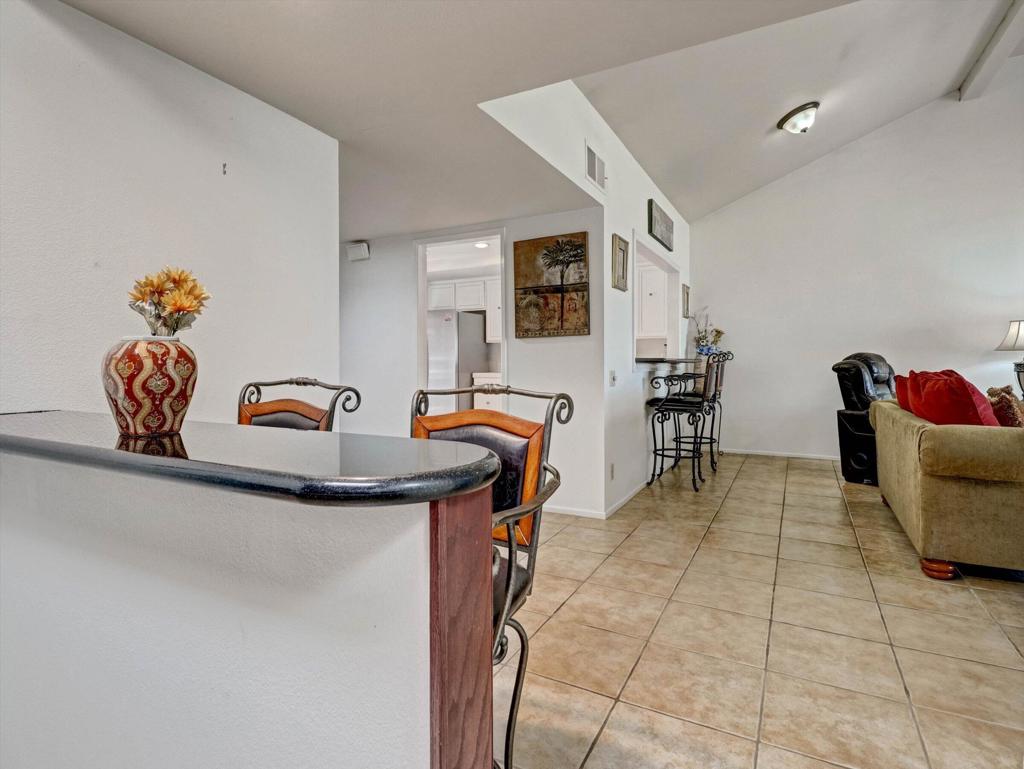 35886 Paseo Circulo W