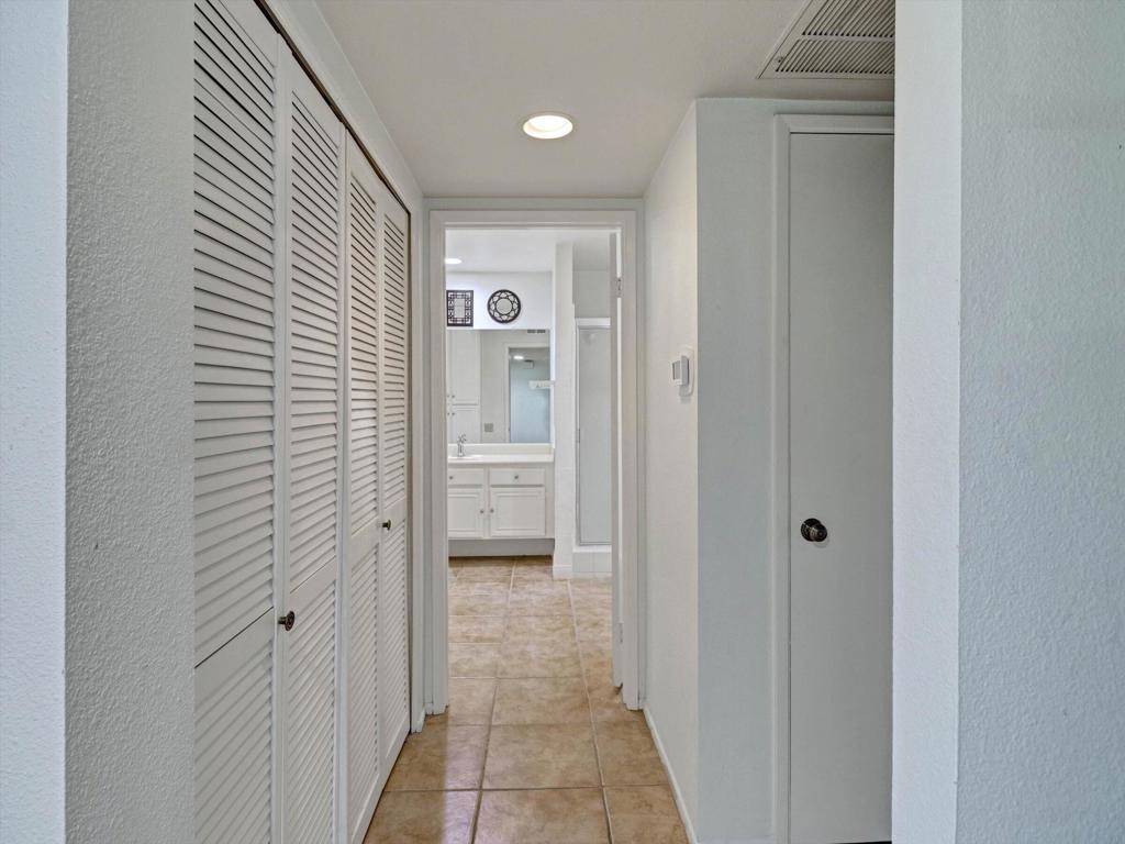 35886 Paseo Circulo W
