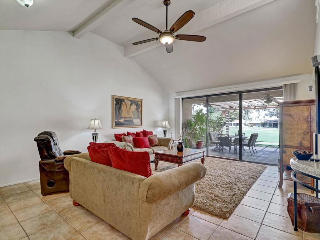 35886 Paseo Circulo W