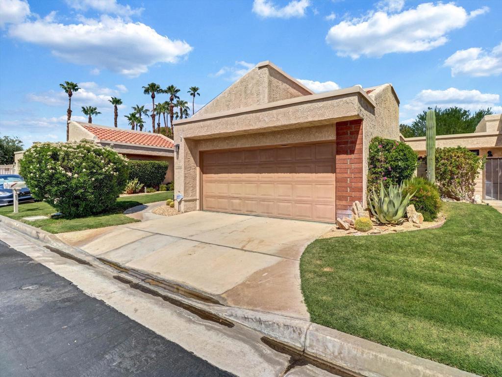 35886 Paseo Circulo W