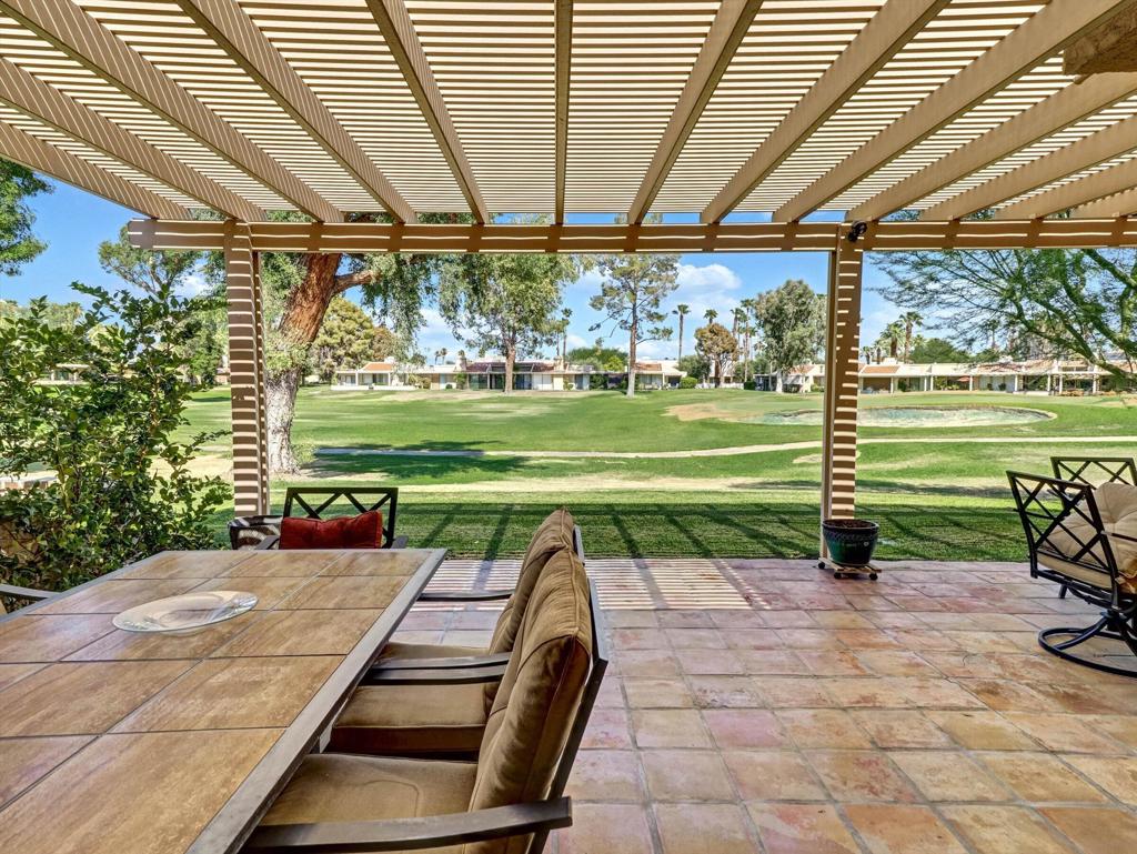 35886 Paseo Circulo W