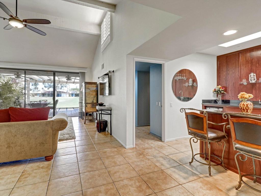 35886 Paseo Circulo W