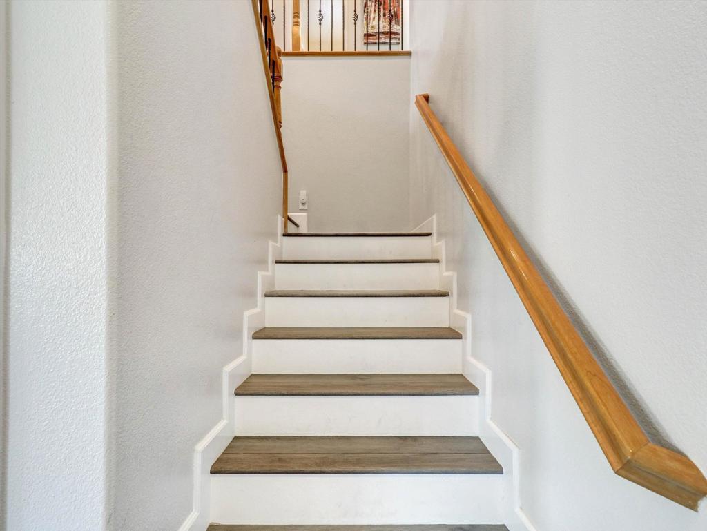 83328 Wagon Road