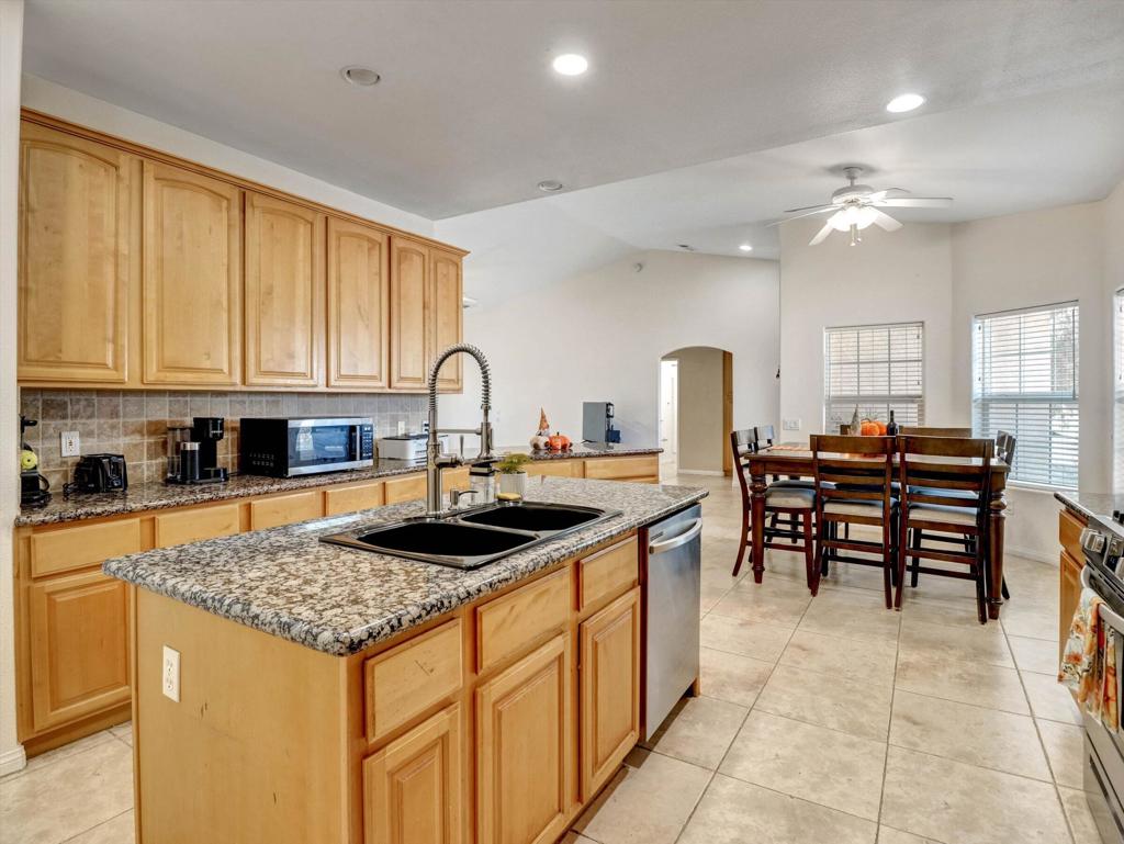 1081 Aberdeen Drive