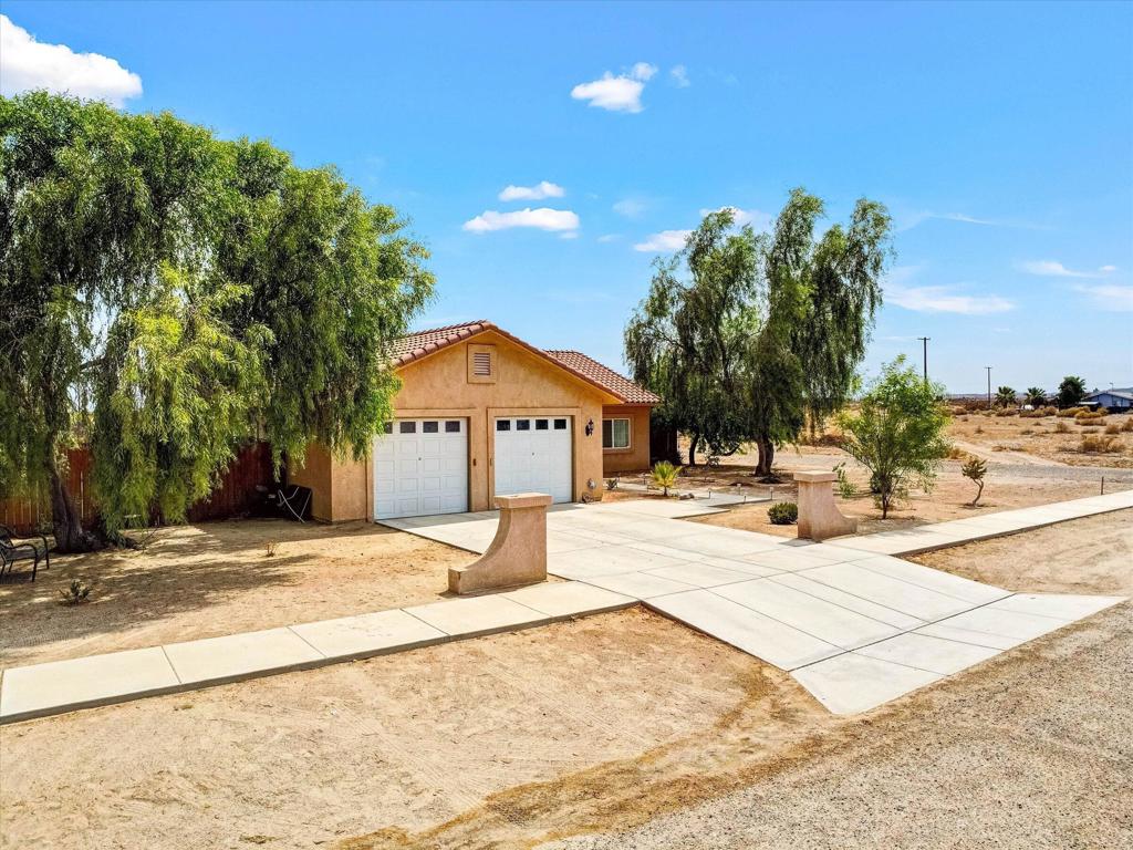 1081 Aberdeen Drive