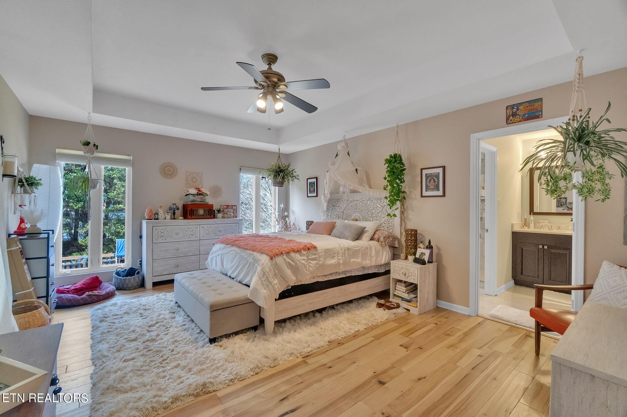 1829 Southcliff Drive