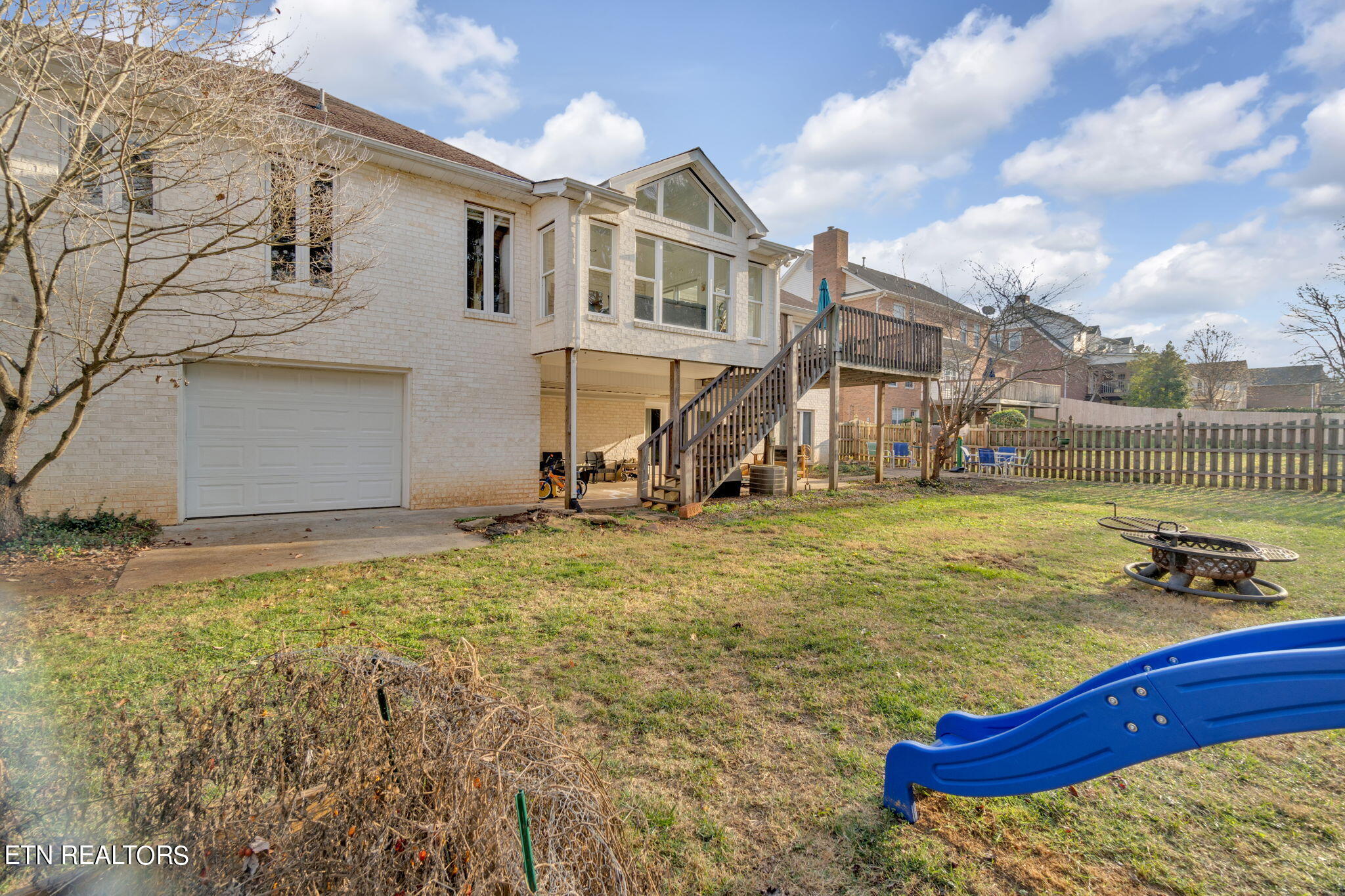 1829 Southcliff Drive