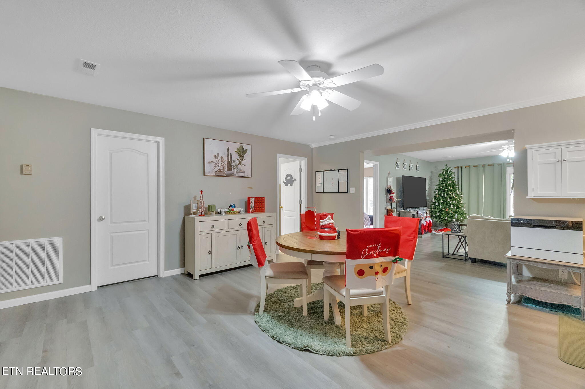 1829 Southcliff Drive