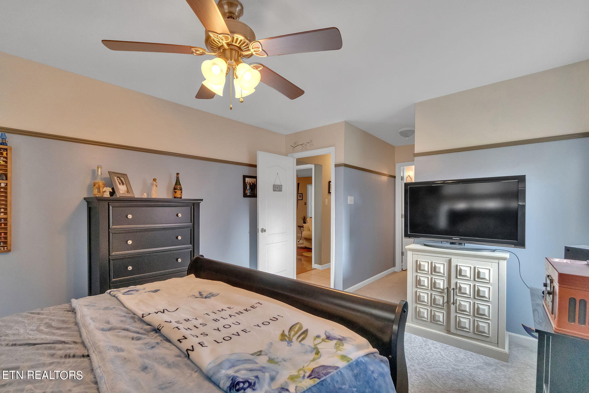 1829 Southcliff Drive