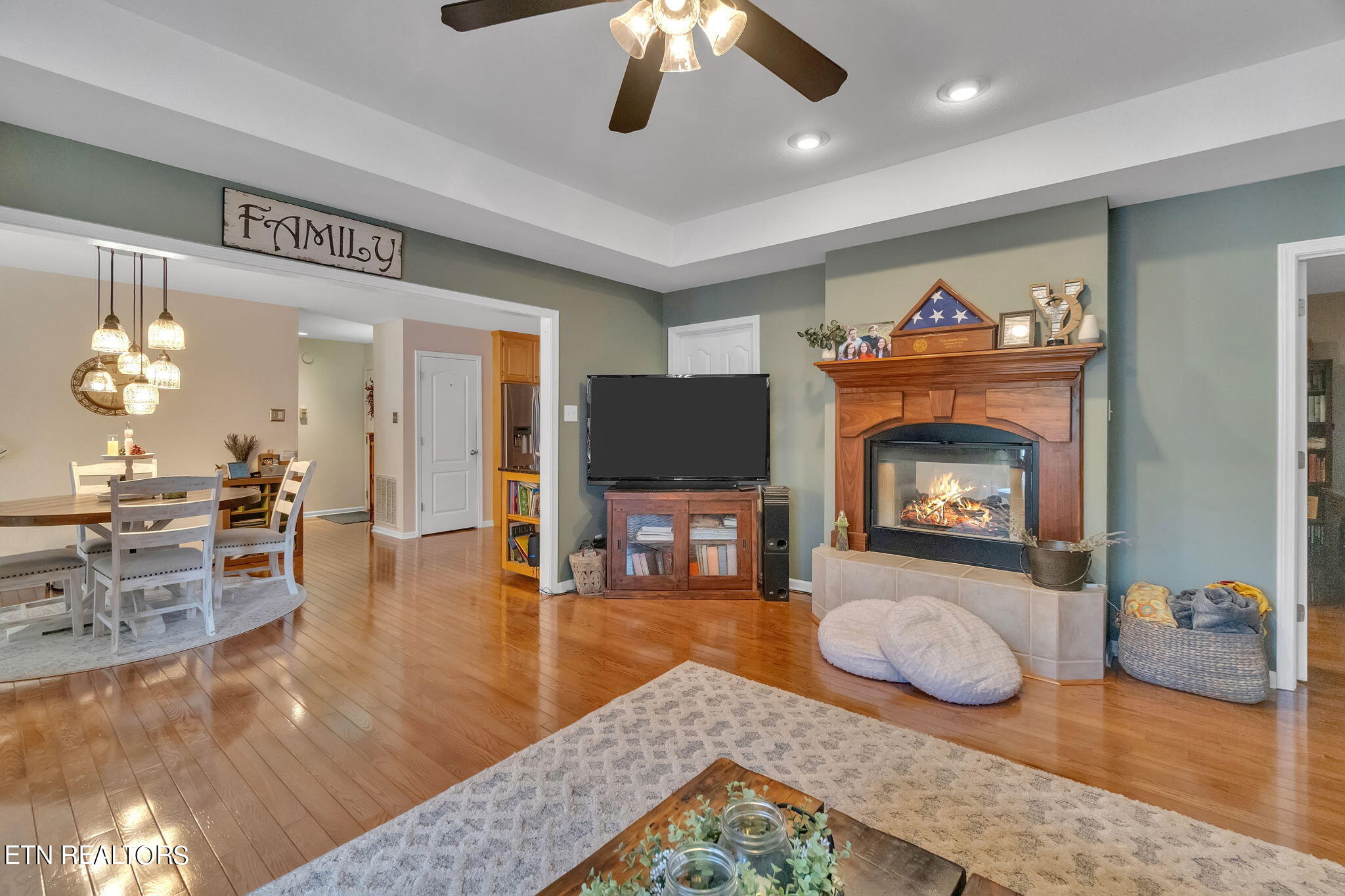 1829 Southcliff Drive