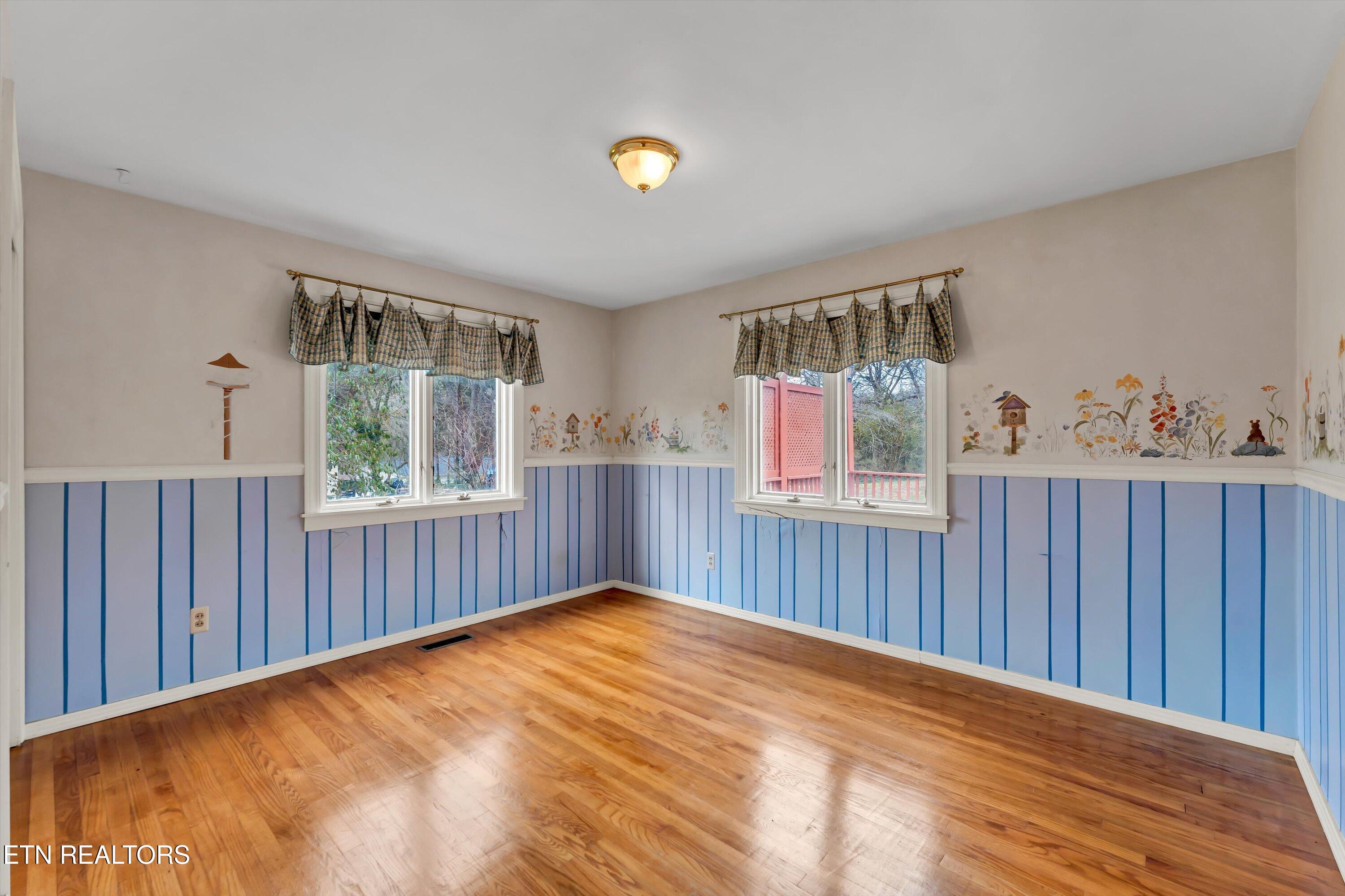 5819 Holston Hills Rd