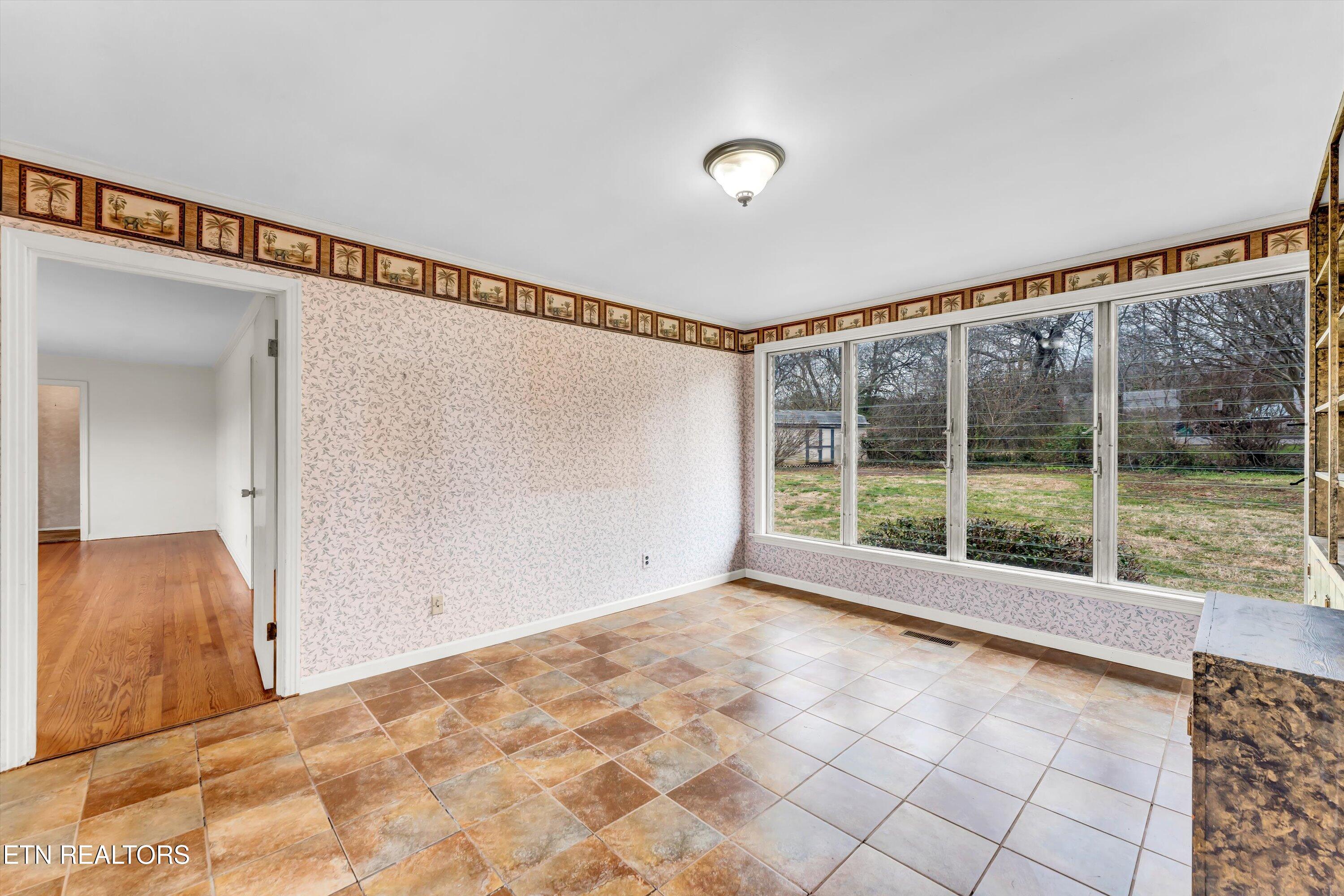 5819 Holston Hills Rd