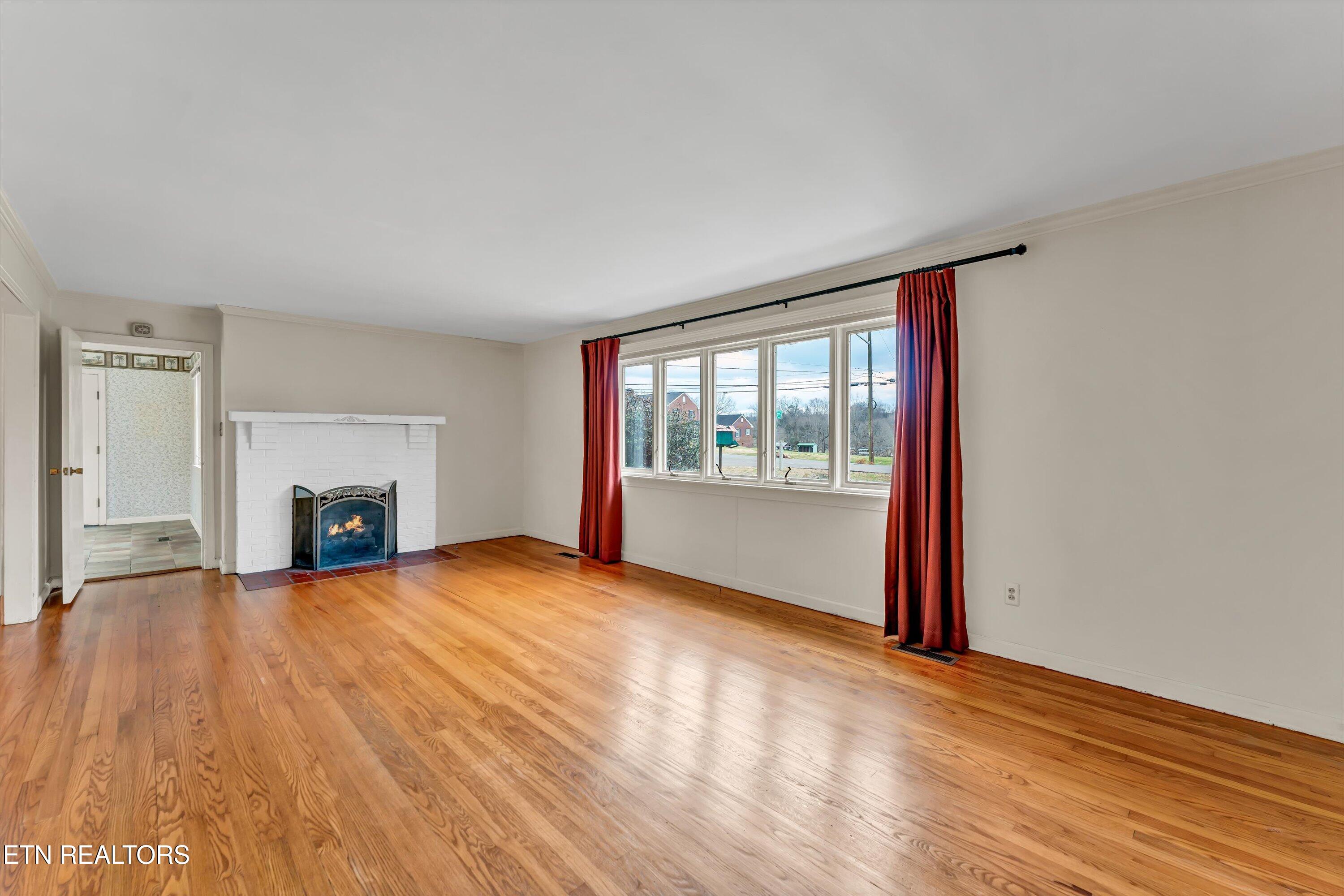 5819 Holston Hills Rd