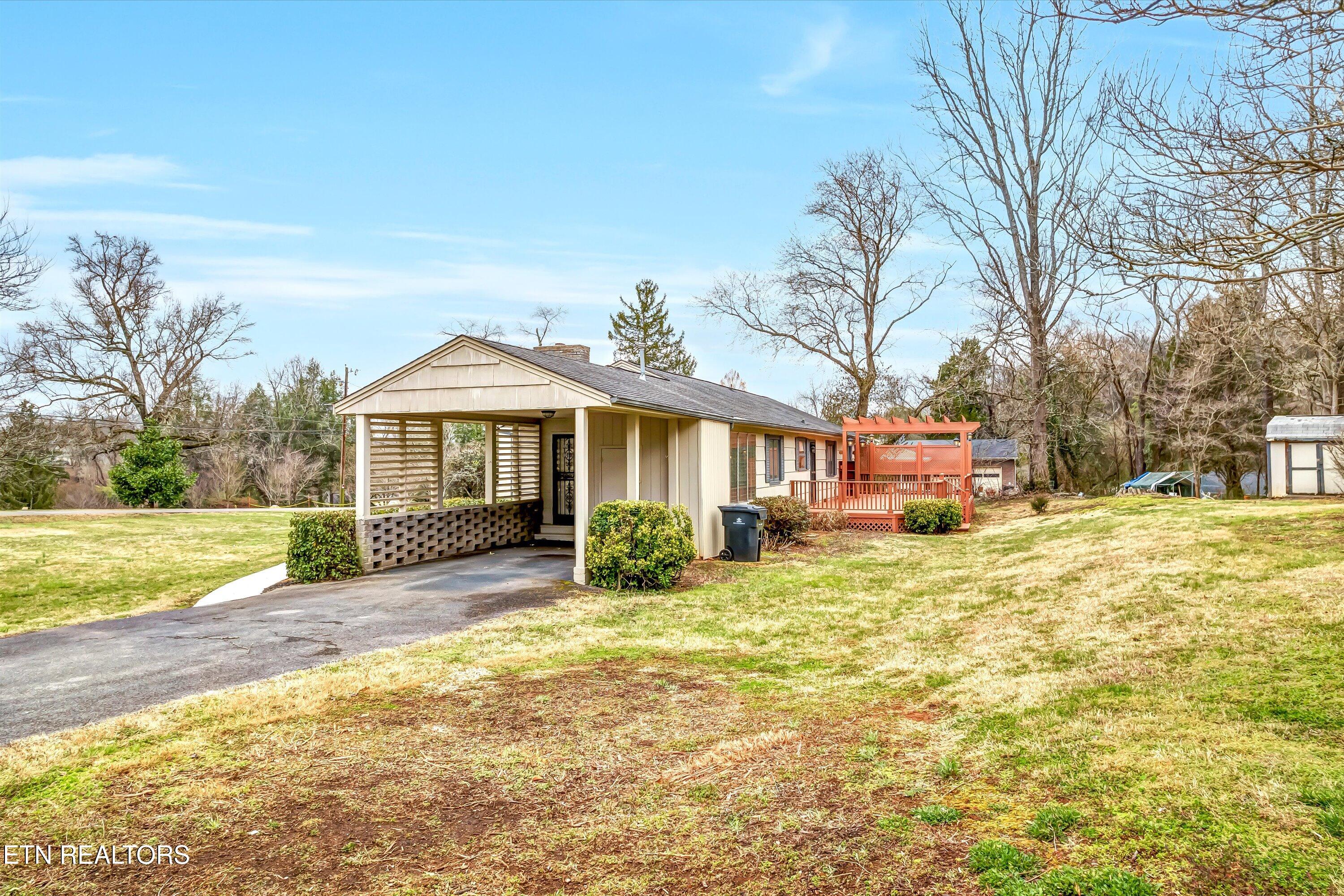 5819 Holston Hills Rd