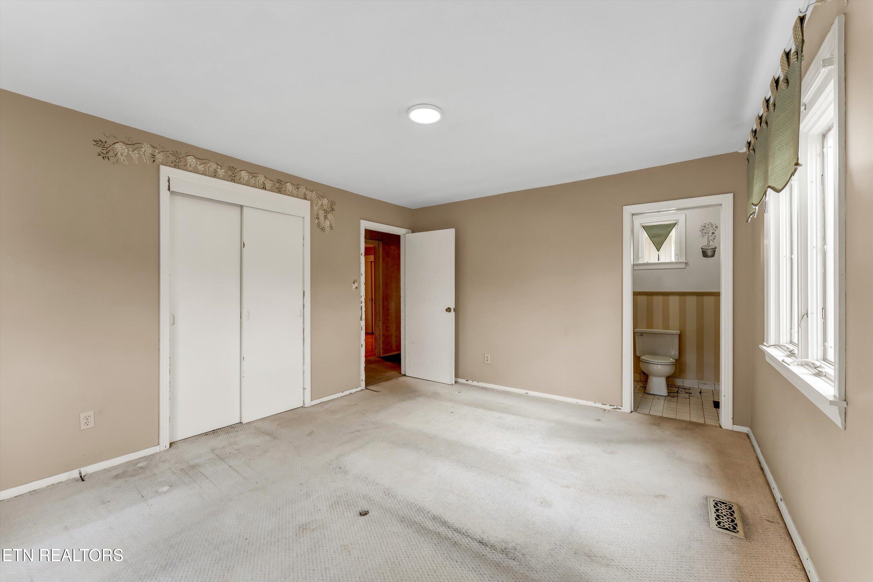 5819 Holston Hills Rd