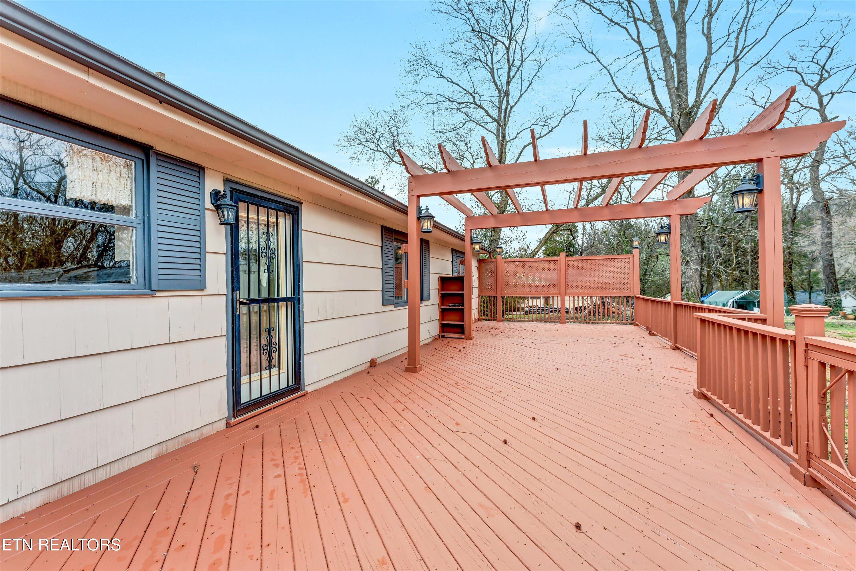 5819 Holston Hills Rd