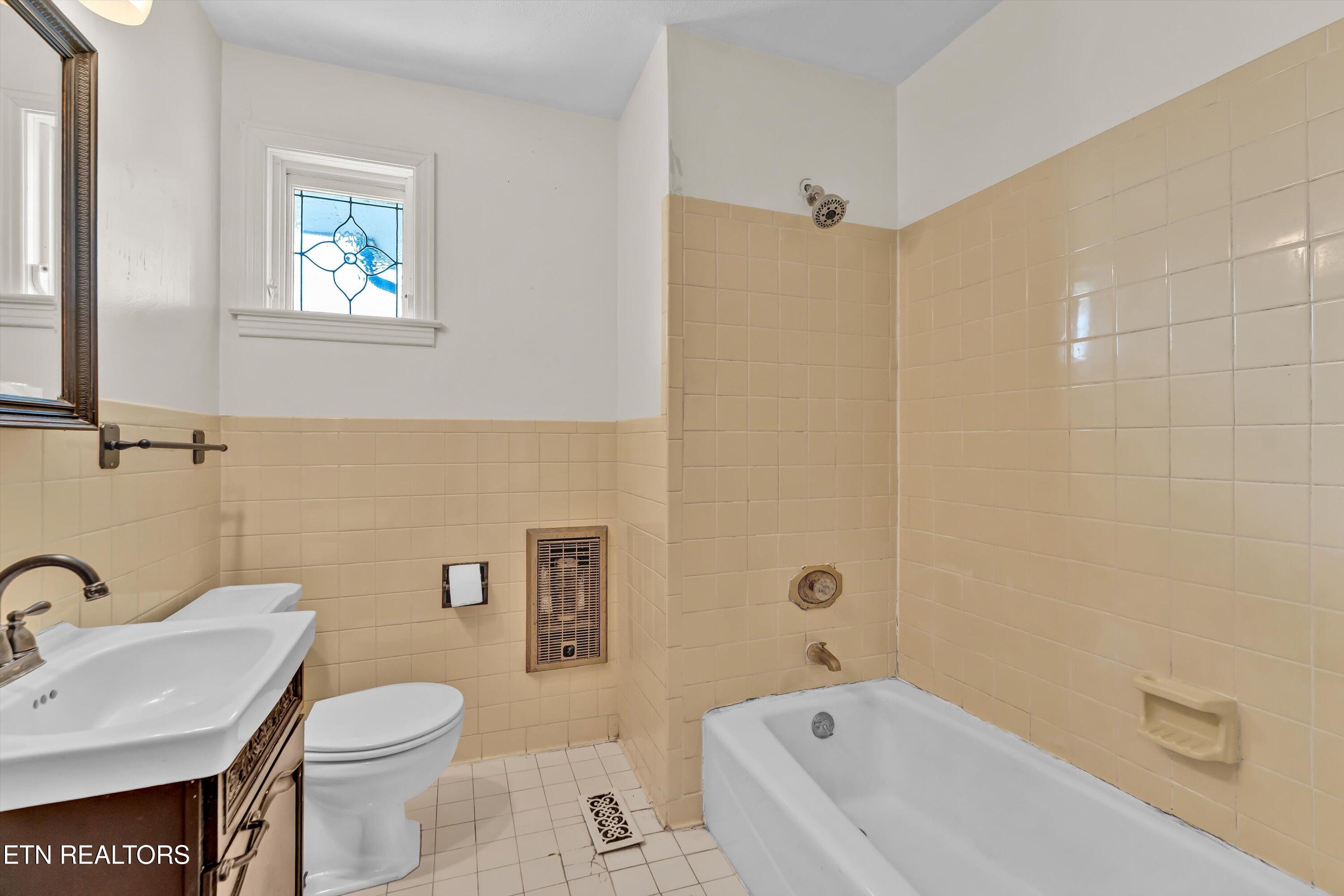 5819 Holston Hills Rd