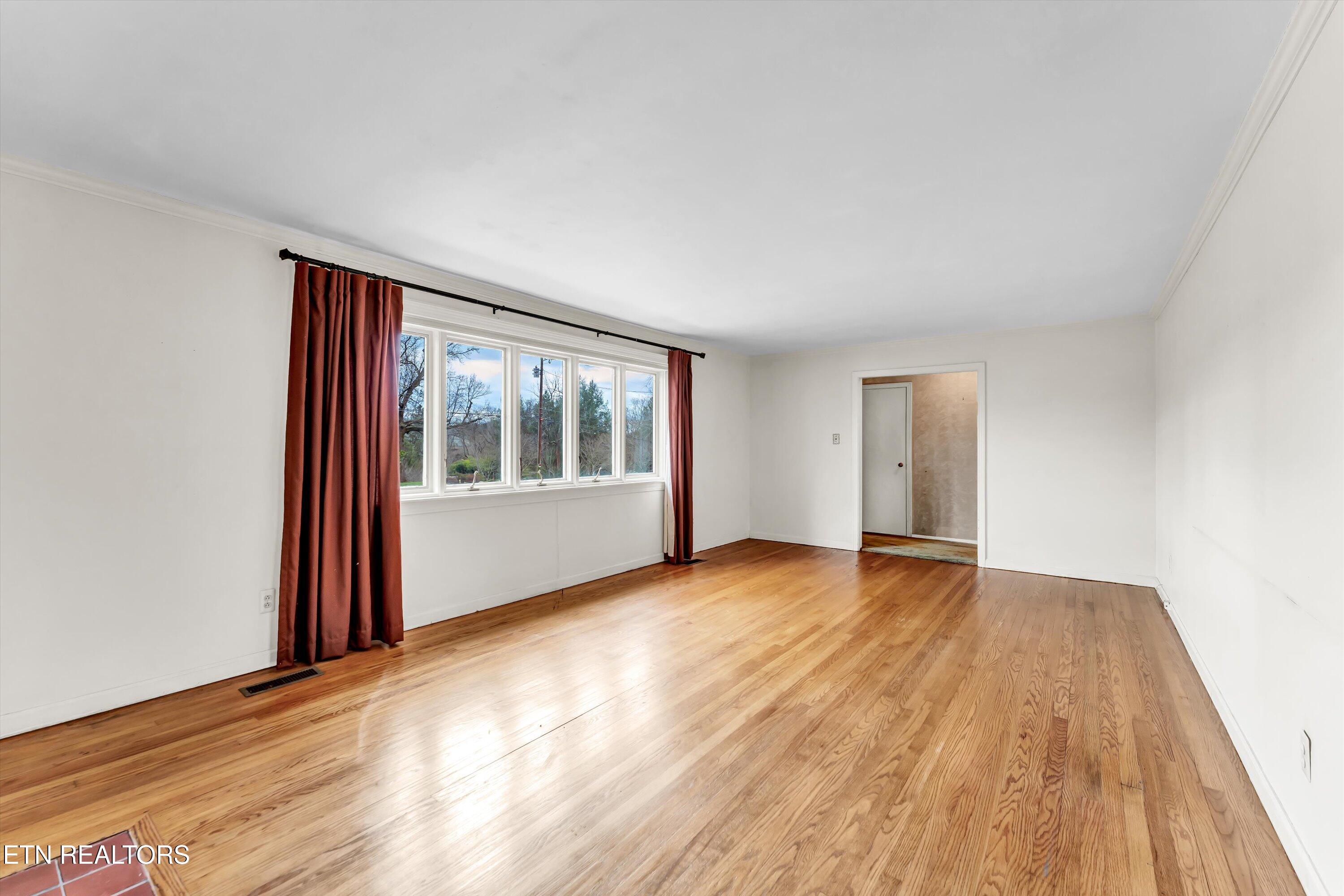 5819 Holston Hills Rd