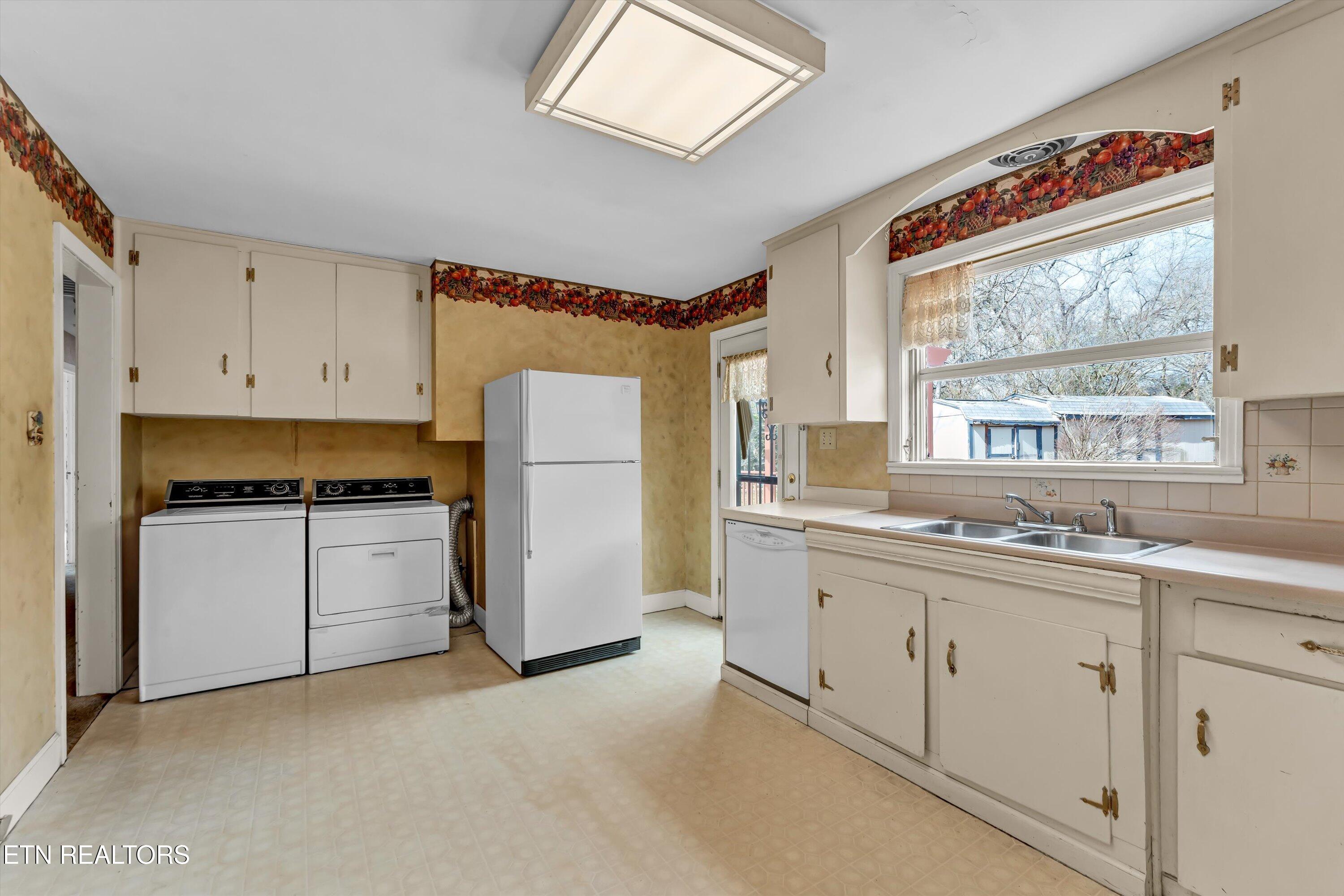 5819 Holston Hills Rd