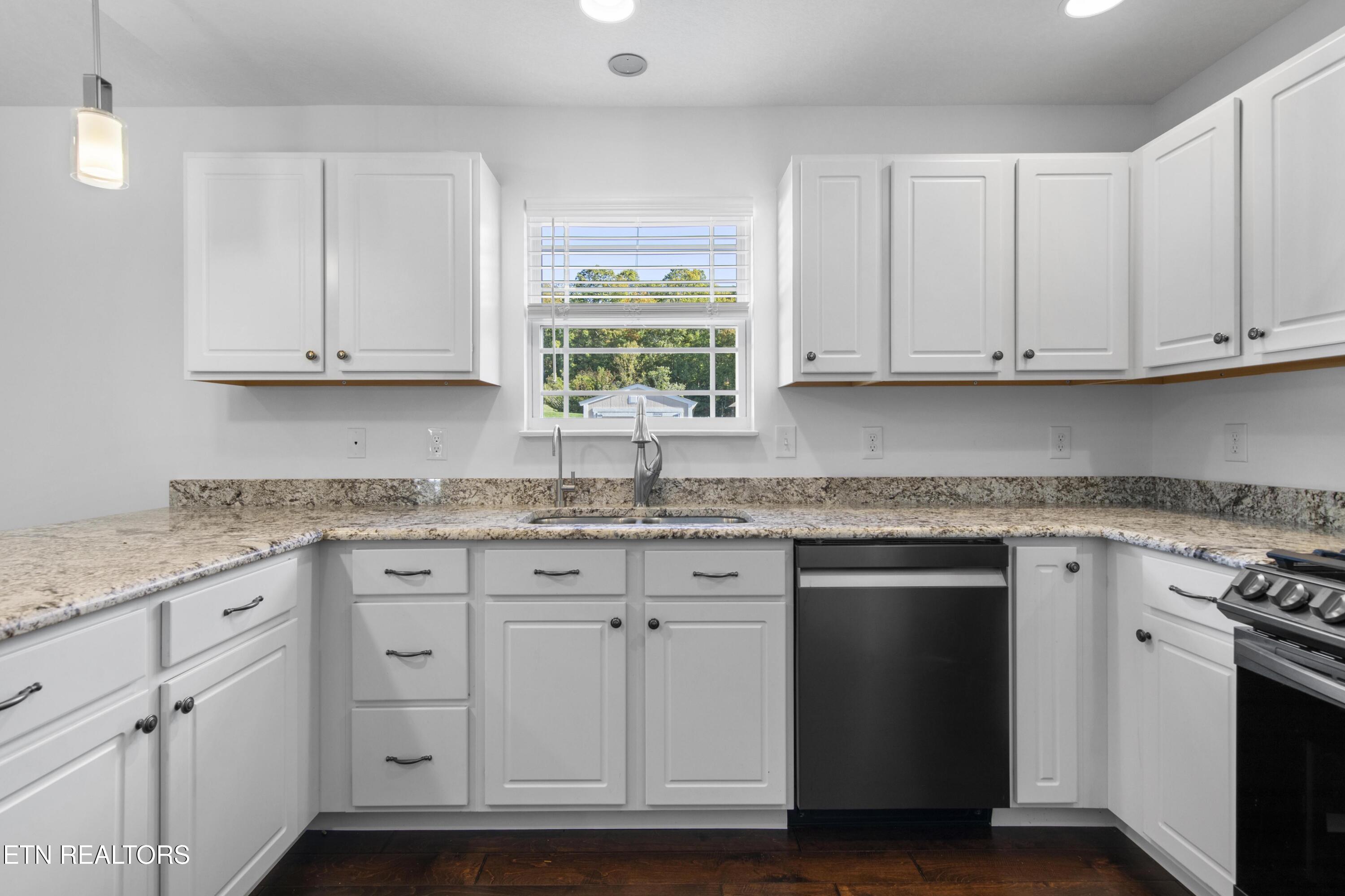 2508 Eppie Cove Lane, Knoxville