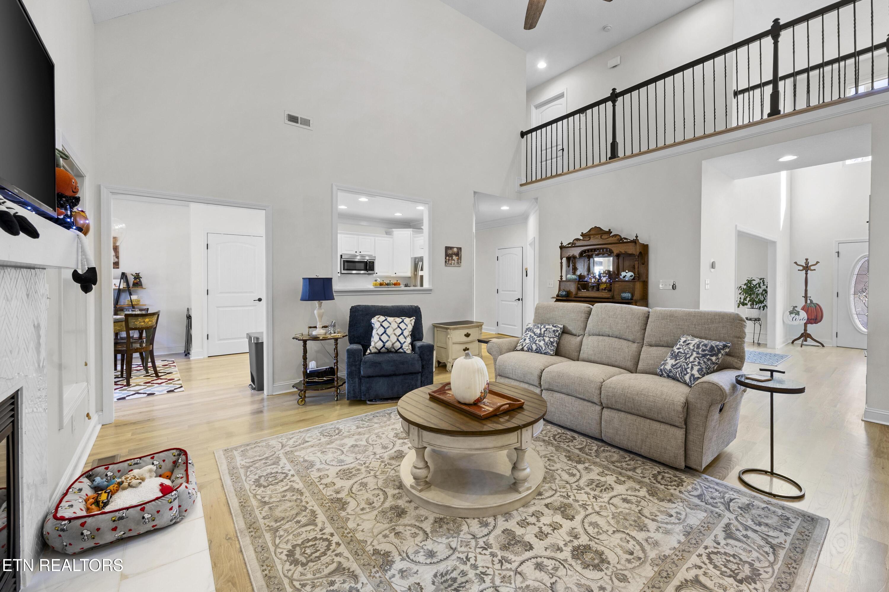 3005 Cambridge Shores Lane