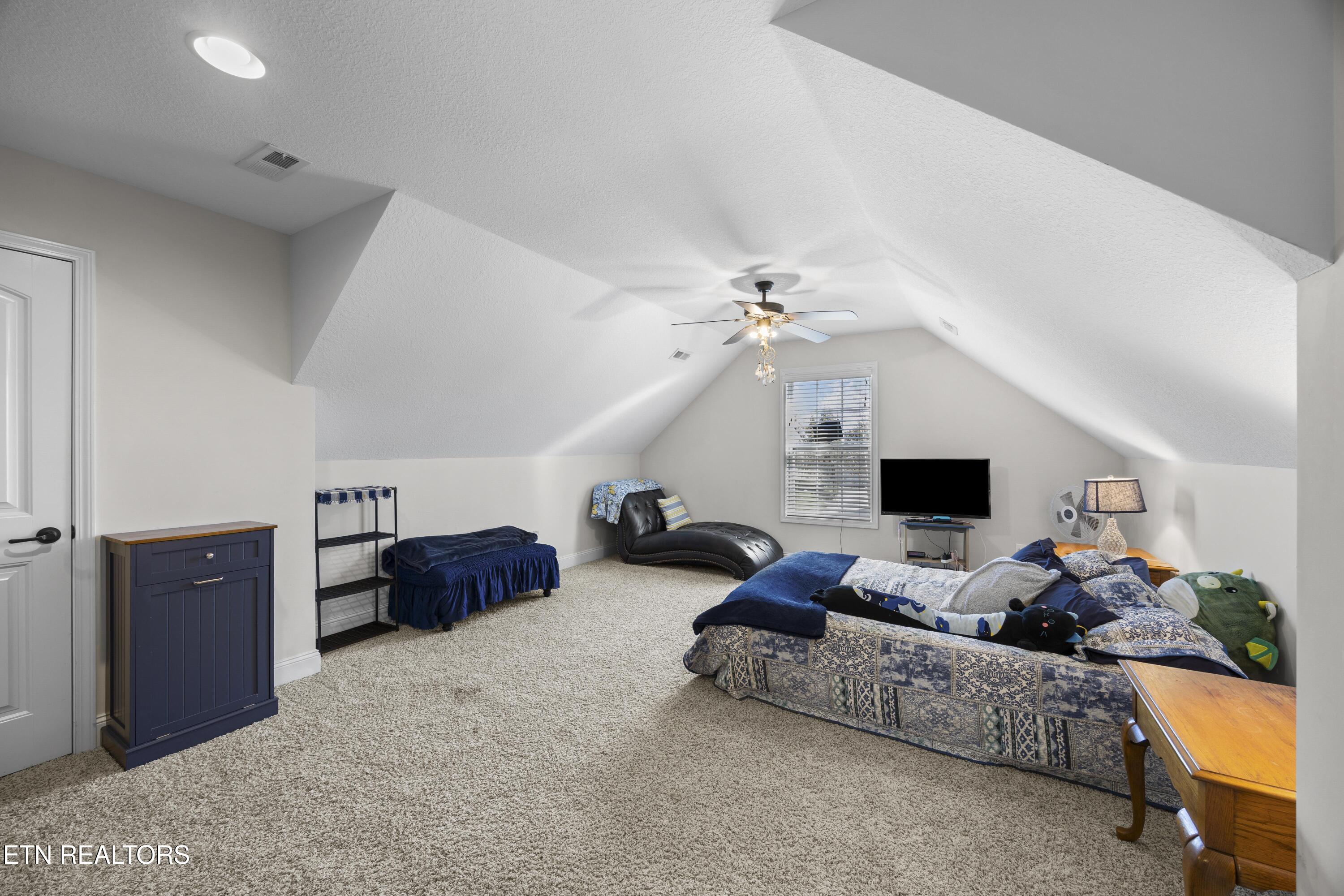 3005 Cambridge Shores Lane