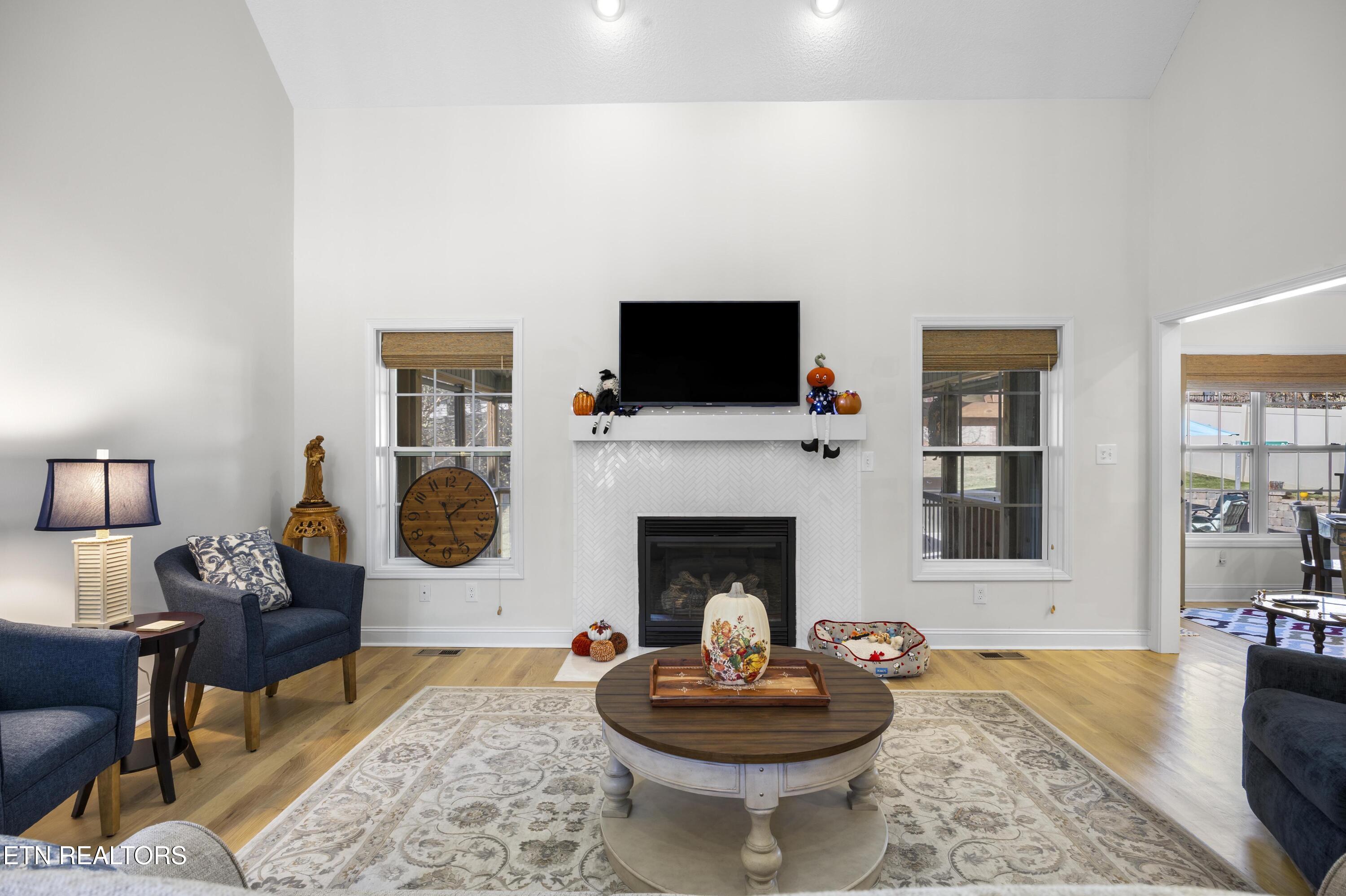 3005 Cambridge Shores Lane